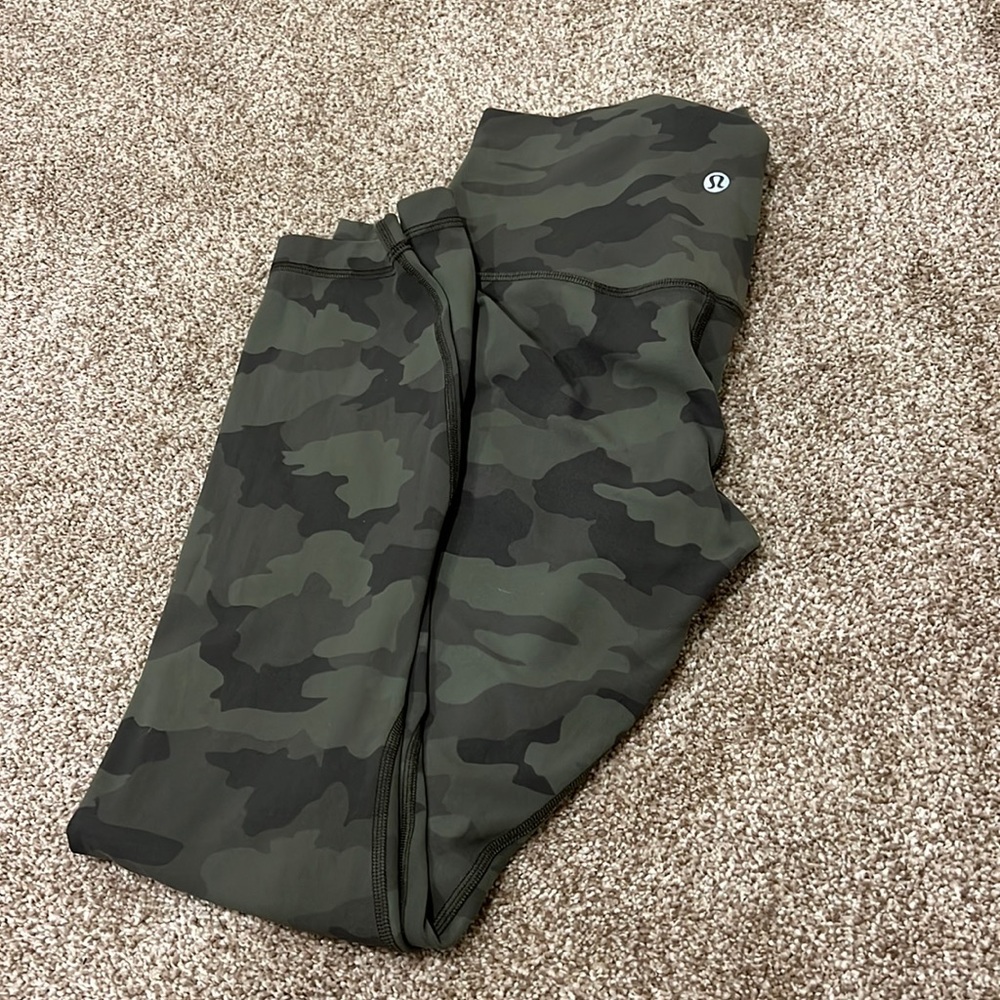 Lululemon align size 6 camo